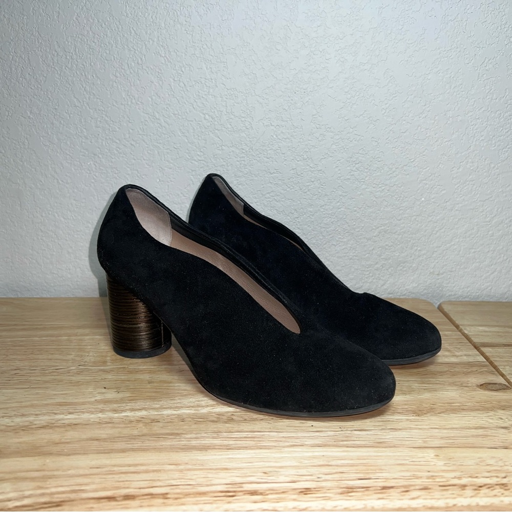 BeautiFeel black suede anti slip heels 6